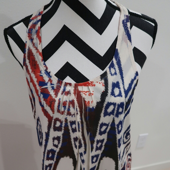 Printed Sleeveless Top - Picture 3 of 7